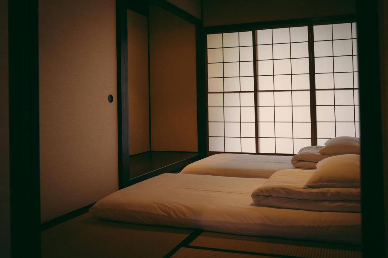 Kotone Machiya-Inn 京町家旅宿 小都音 كيوتو المظهر الخارجي الصورة